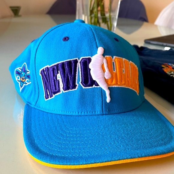 New Orleans Hornets 2010 NBA Draft Fleur De Lis Cap Hat Retro Adidas Flex Fit - Picture 1 of 8